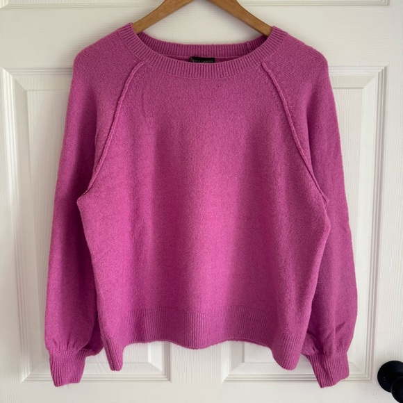 Vince Camuto Magenta Pink Crewneck Sweater – Size Small - Picture 1 of 9